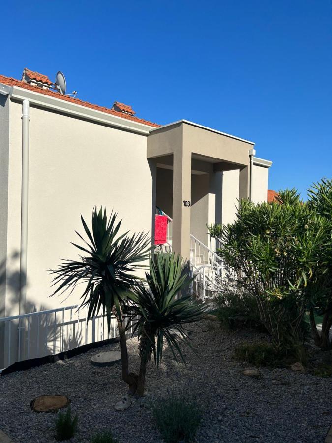 Apartment Susanj Ravni With Sea View Εξωτερικό φωτογραφία